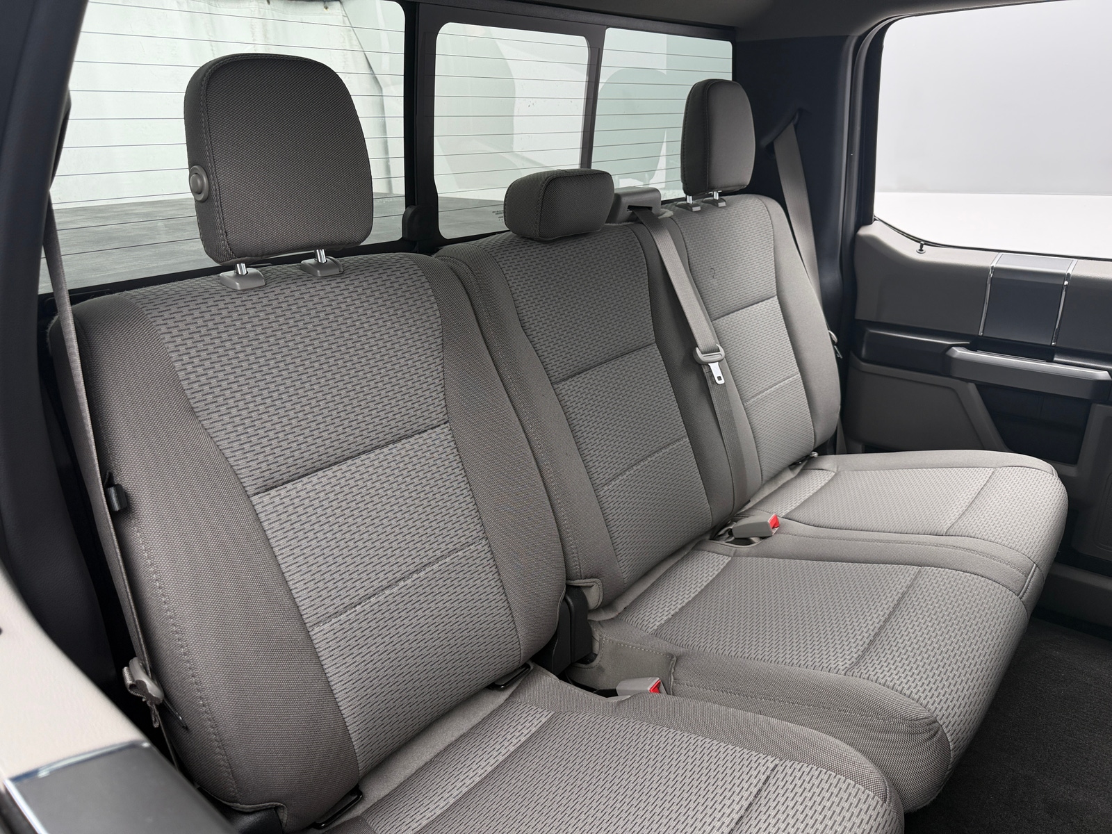 Thumbnail: 2018 Ford Econoline - 6