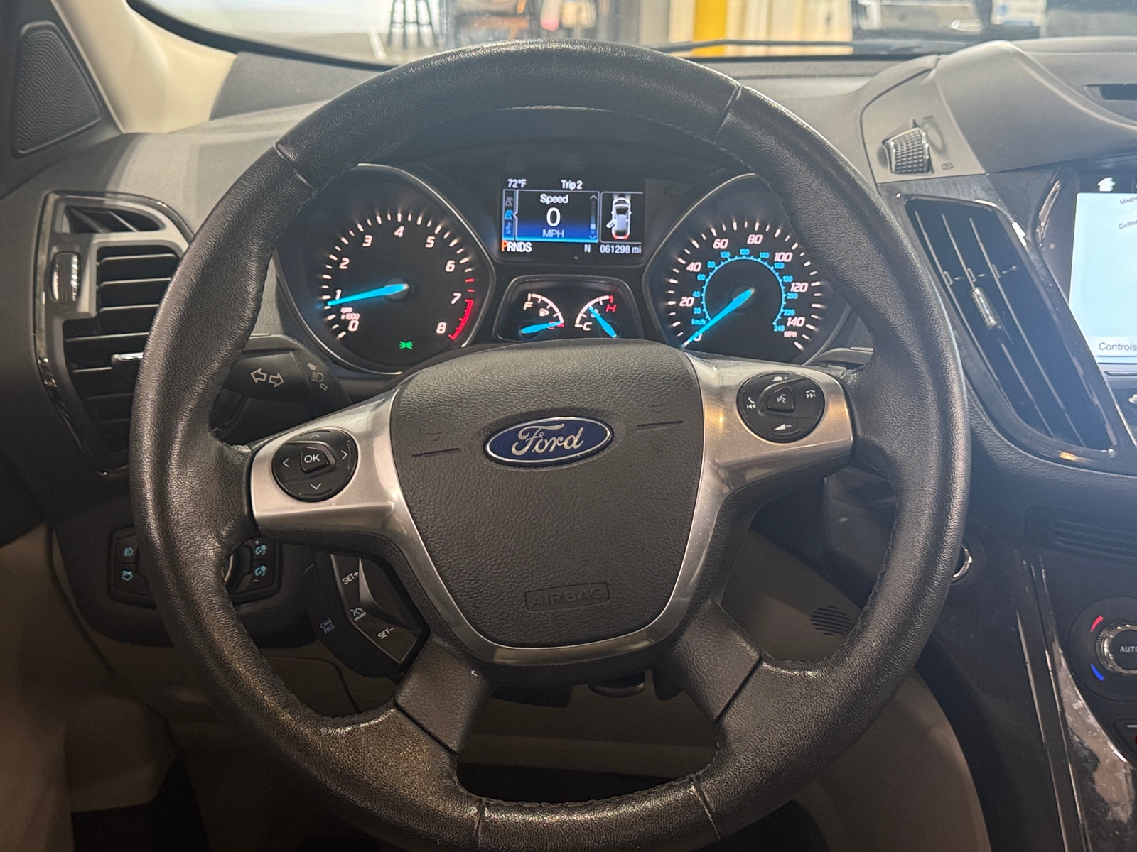 Thumbnail: 2016 Ford Escape - 4