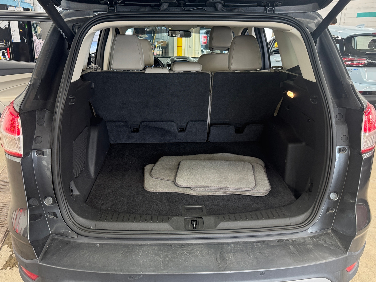 Thumbnail: 2016 Ford Escape - 6