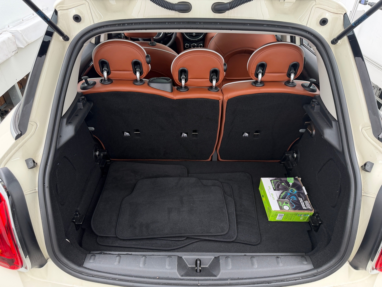 Thumbnail: 2021 MINI Cooper Hardtop - 6