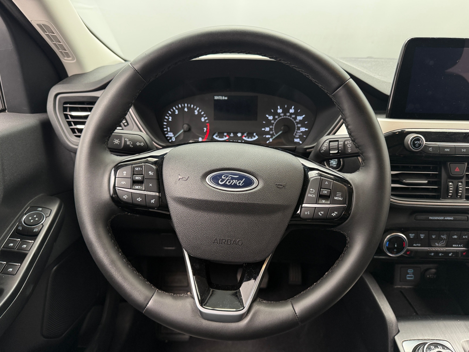Thumbnail: 2022 Ford Escape - 4