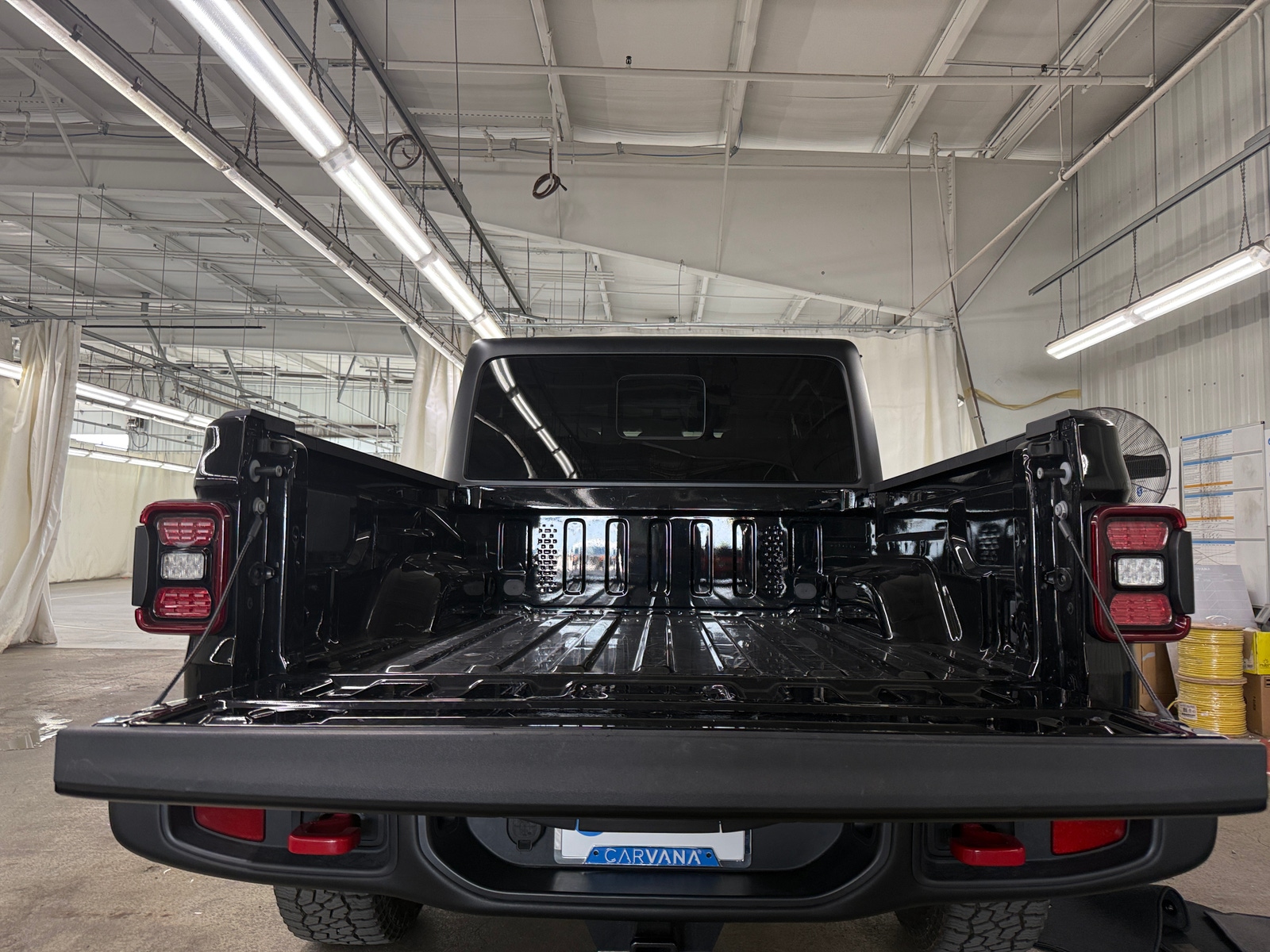 Thumbnail: 2026 Jeep Gladiator - 7