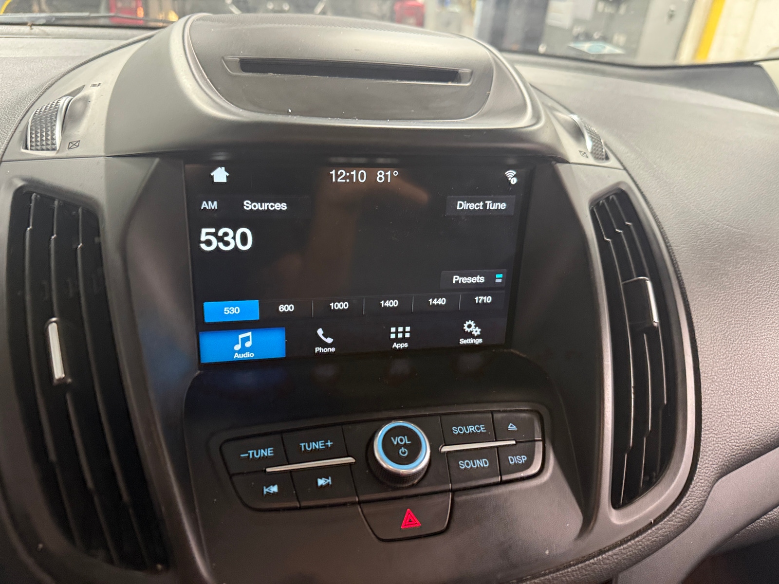 Thumbnail: 2018 Ford Escape - 4