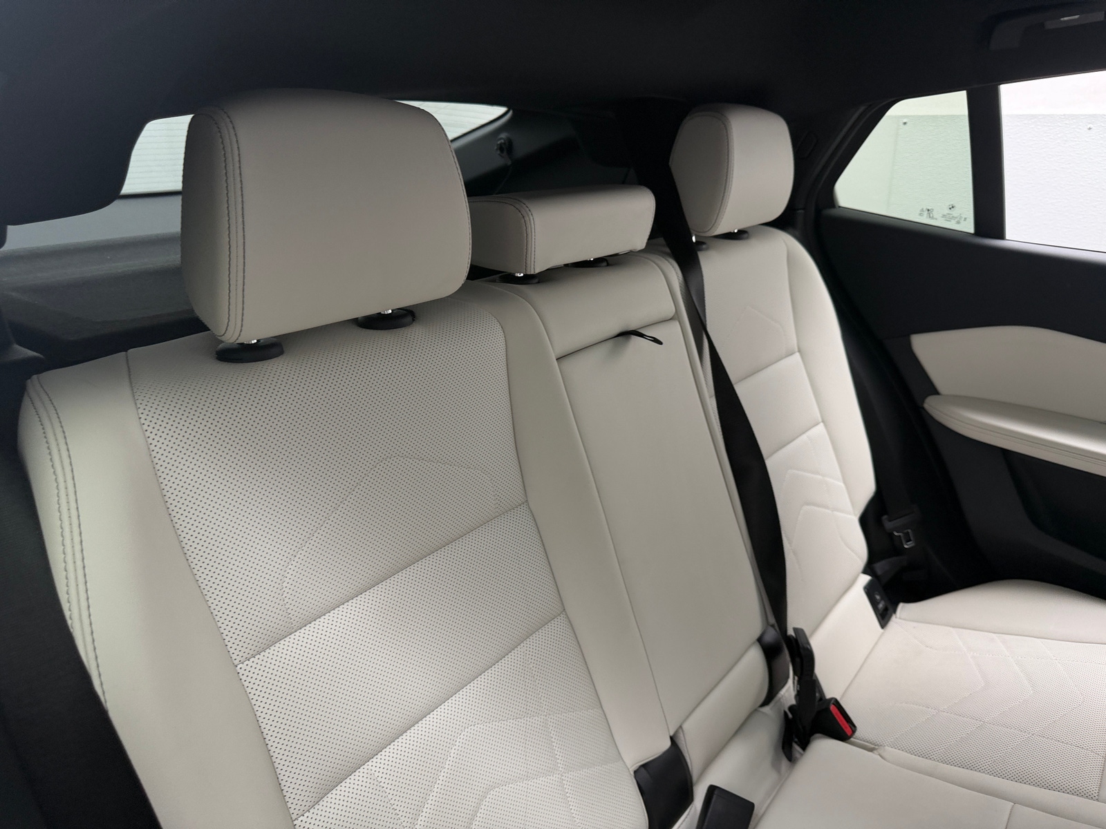 Thumbnail: 2026 BMW X2 - 6