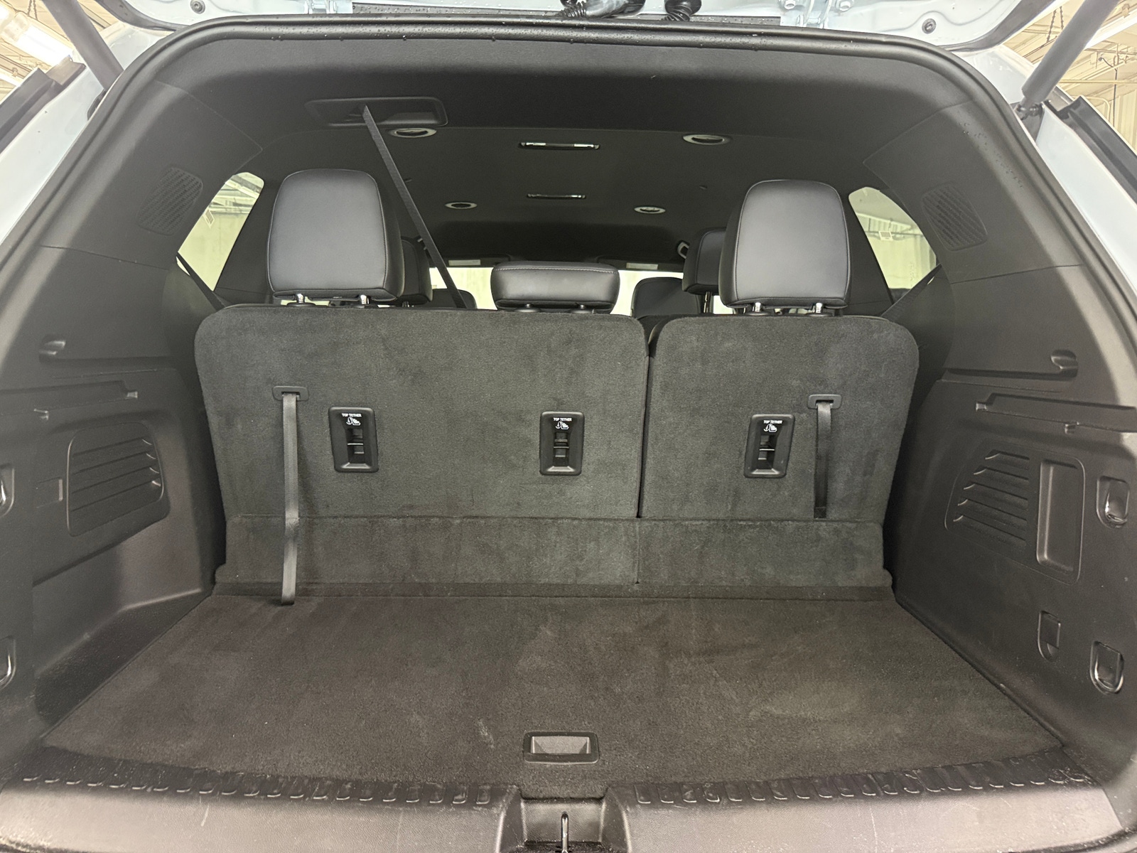 Thumbnail: 2026 GMC Acadia - 6