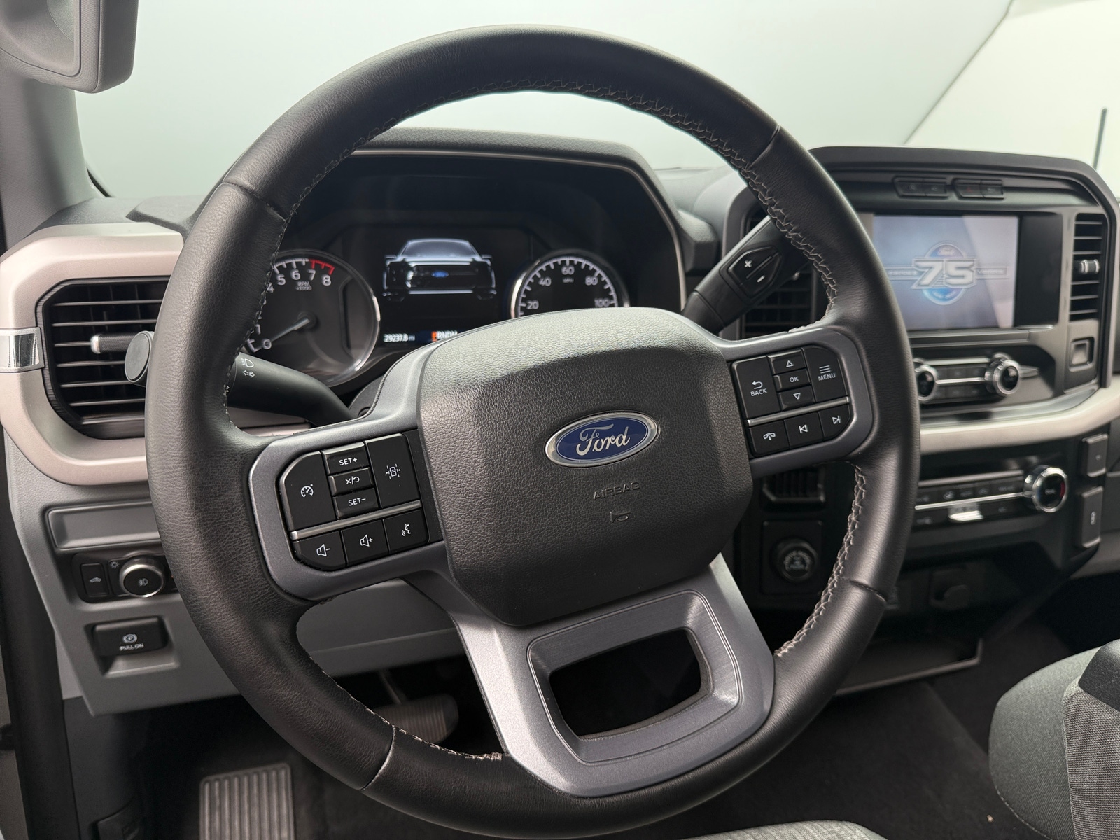 Thumbnail: 2023 Ford Econoline - 5