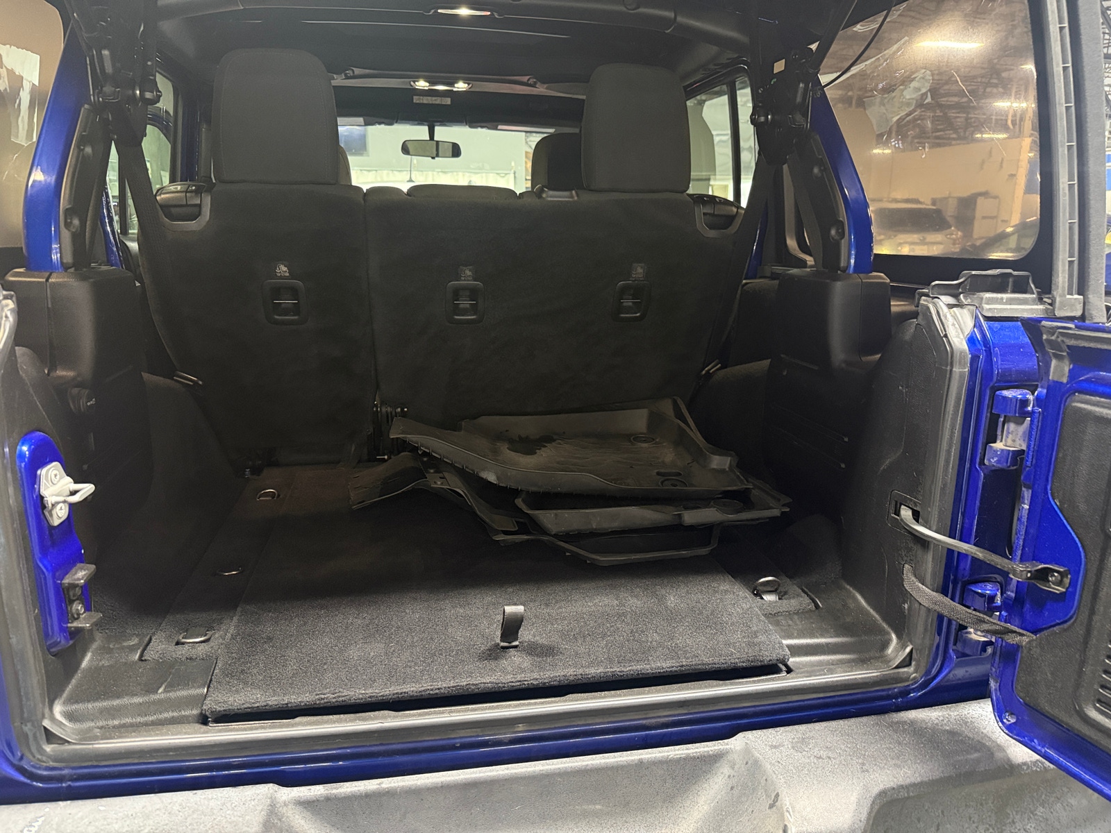 Thumbnail: 2020 Jeep Wrangler - 7