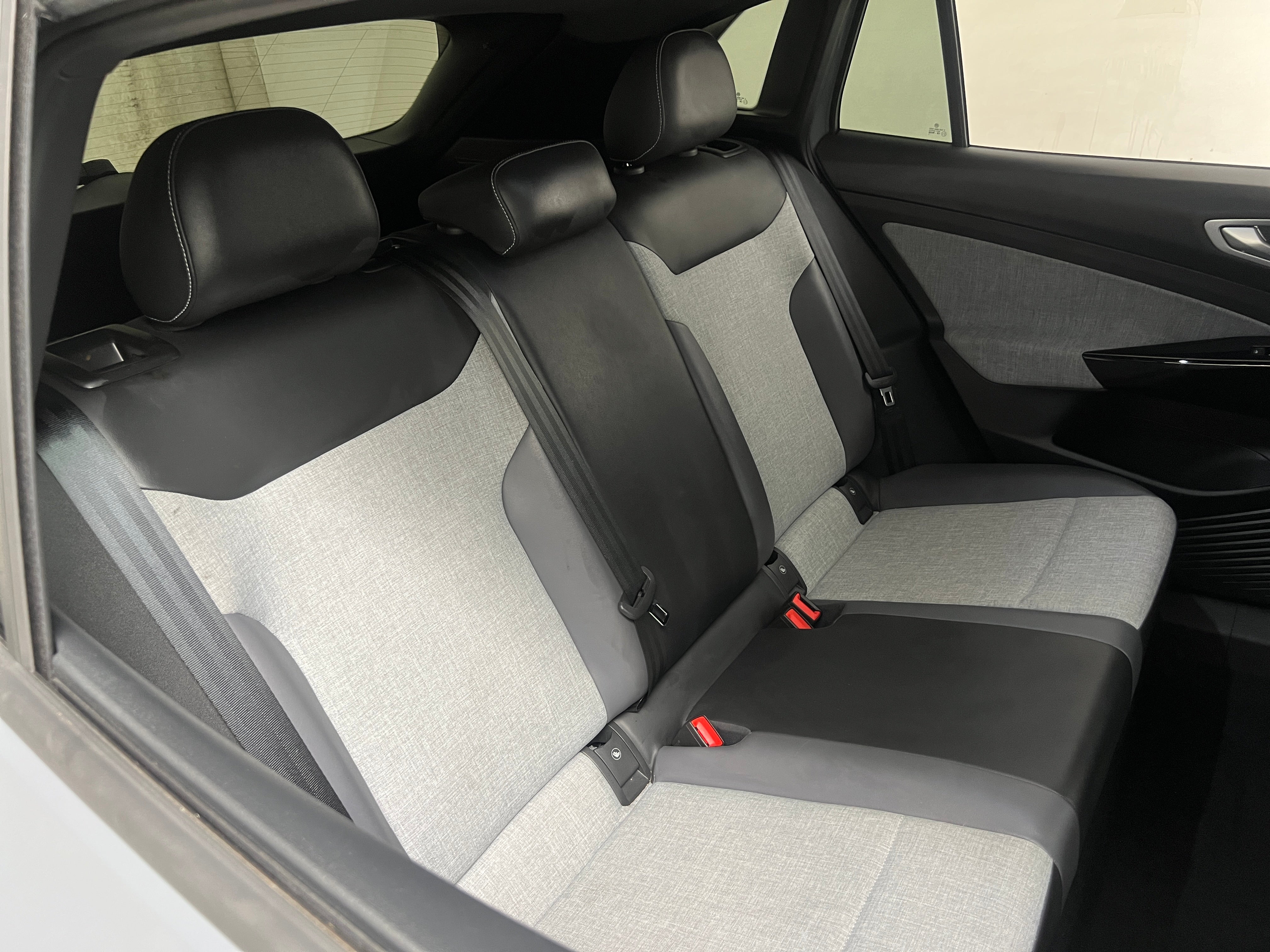 Used 2023 Volkswagen ID.4 PRO with VIN 1V2CMPE89PC034650 for sale in Auburn, WA