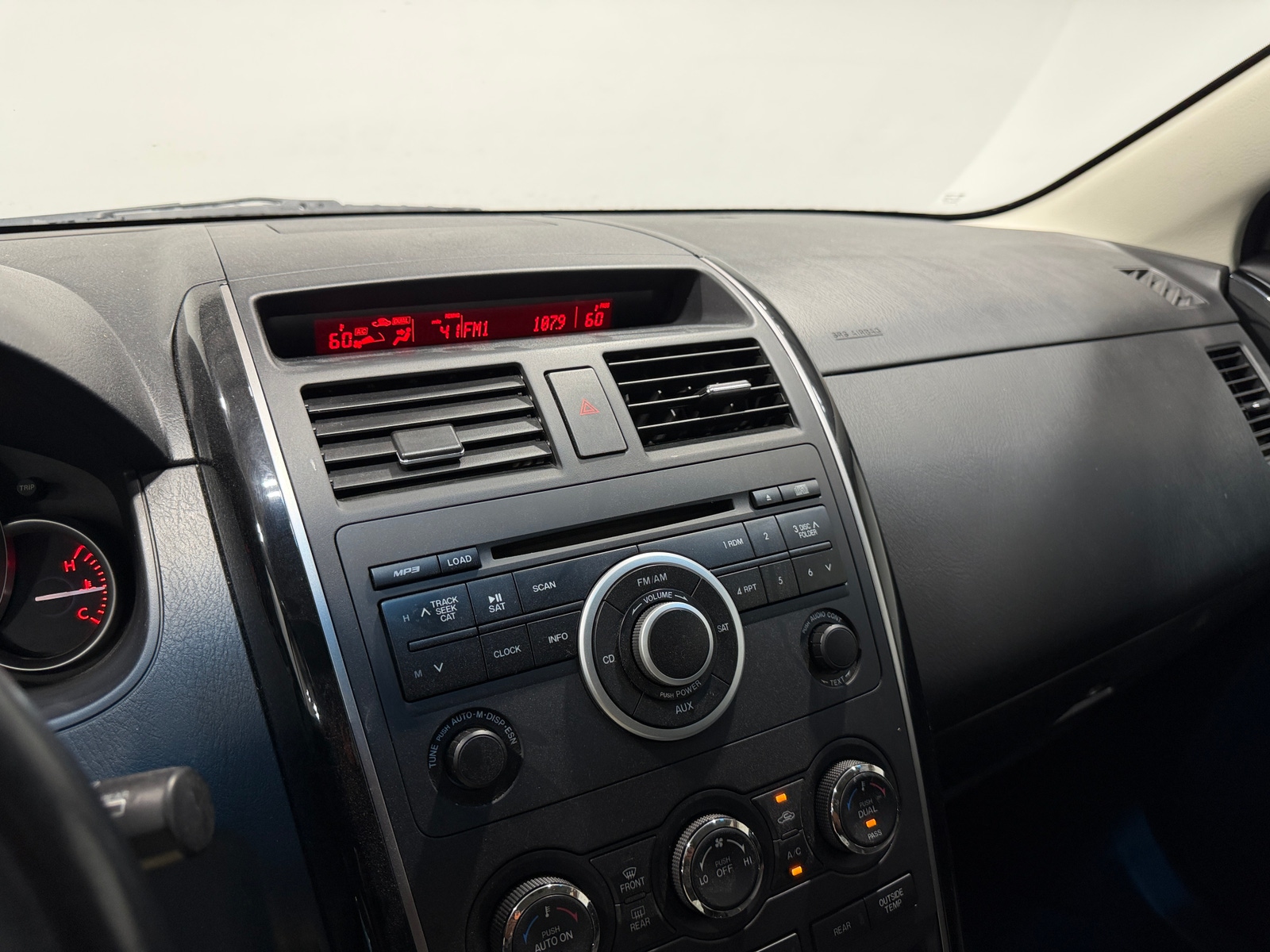 Thumbnail: 2011 Mazda CX-9 - 3