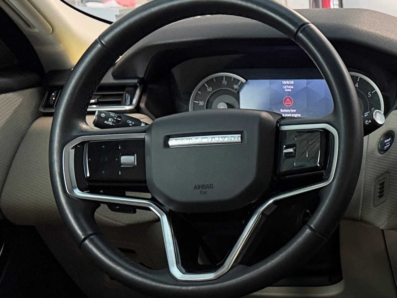 Thumbnail: 2023 Land Rover Range Rover Velar - 4
