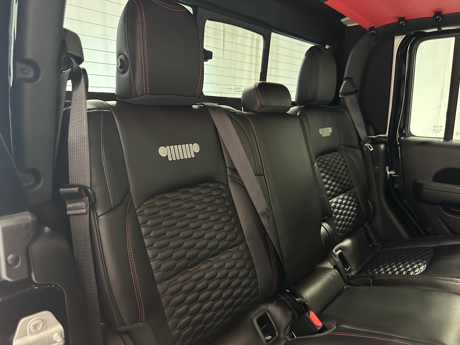 Thumbnail: 2023 Jeep Gladiator - 6