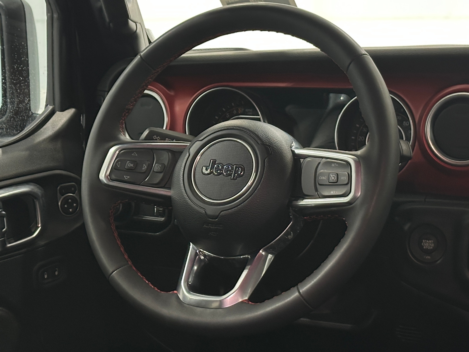 Thumbnail: 2023 Jeep Gladiator - 5