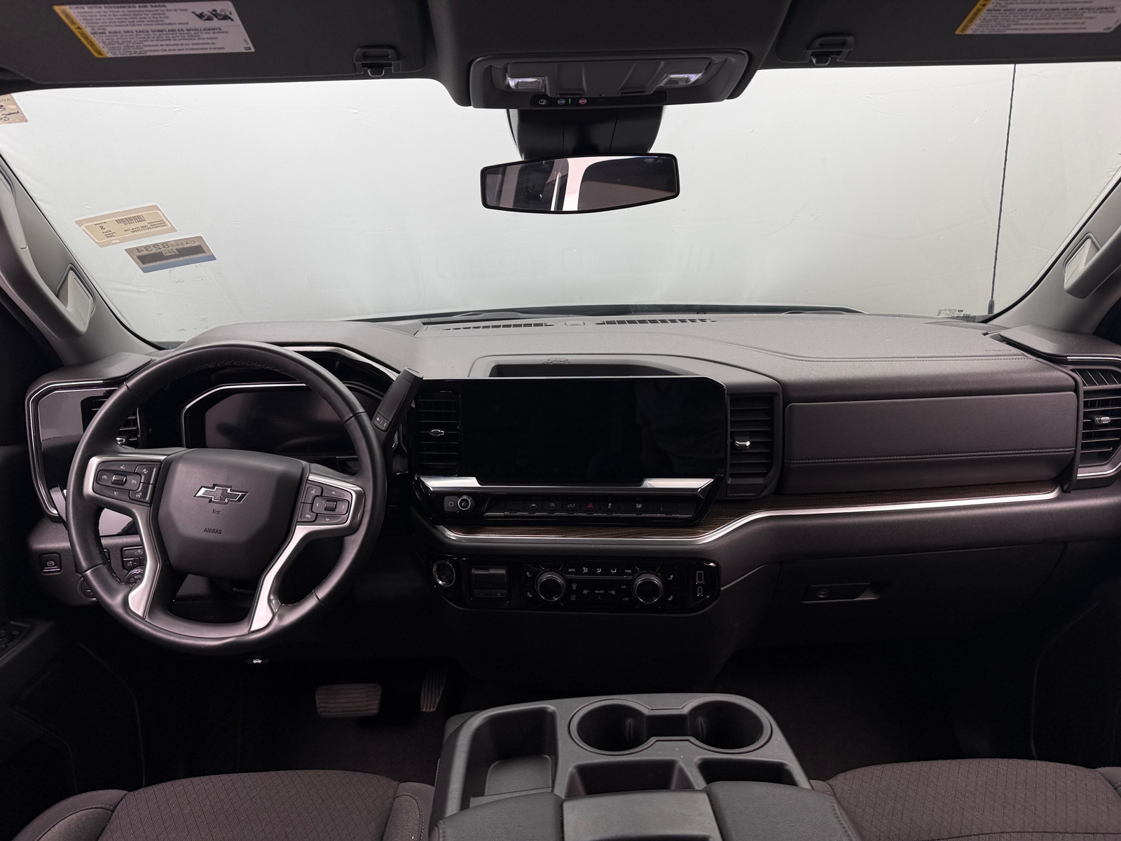 Thumbnail: 2026 Chevrolet Silverado 1500 - 3