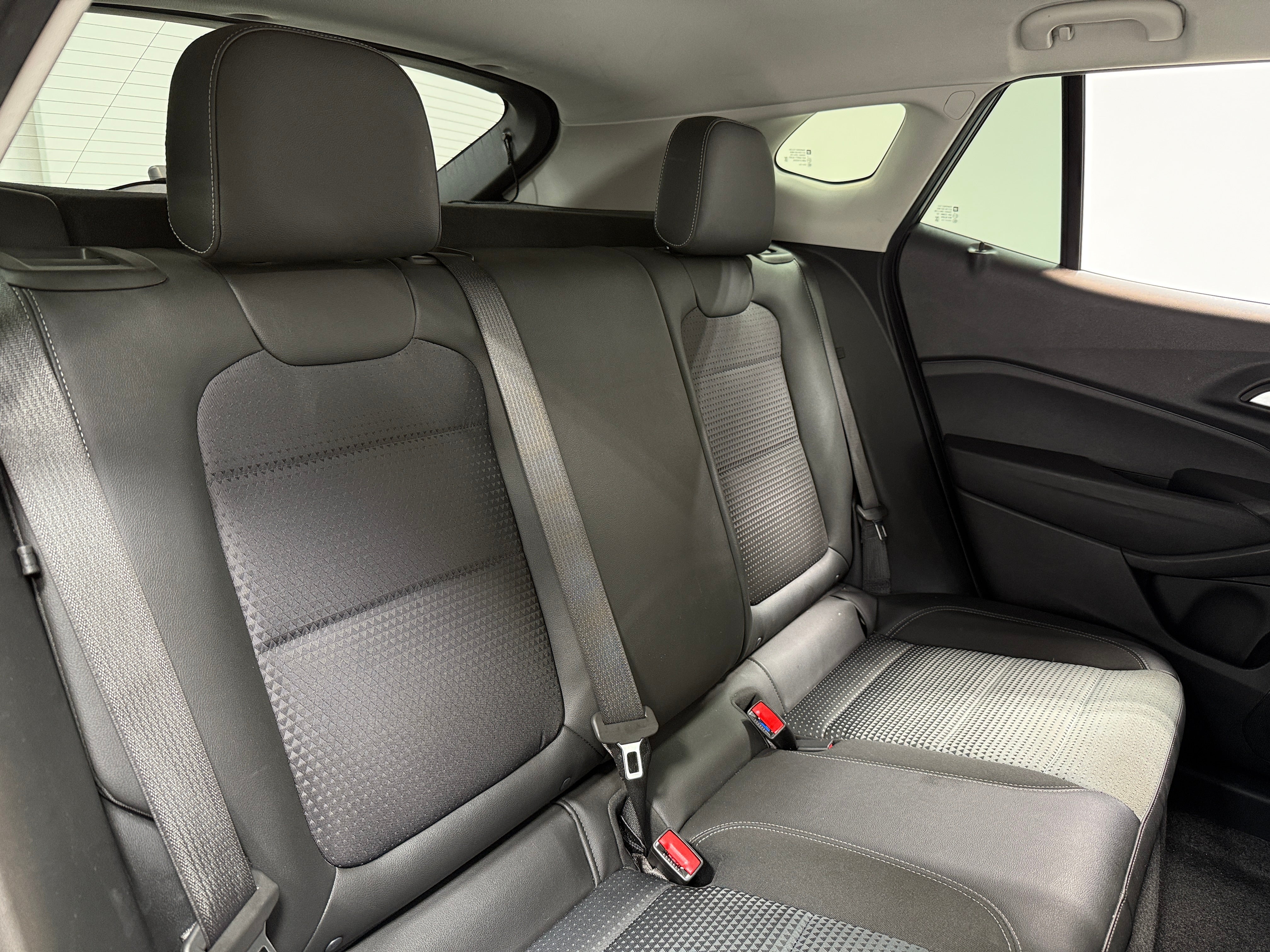 Thumbnail: 2025 Chevrolet Trax - 5