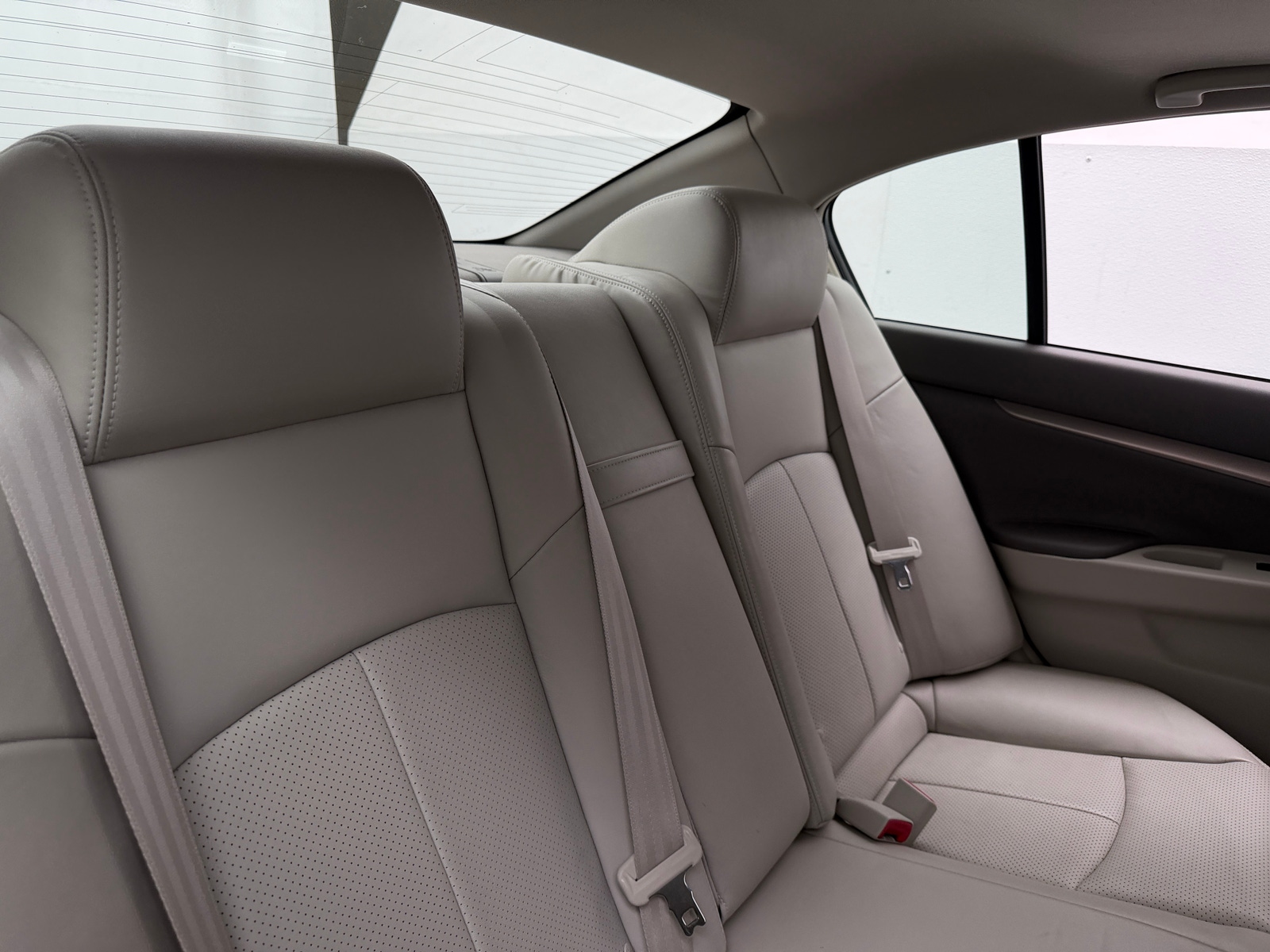Thumbnail: 2011 INFINITI G37 - 5