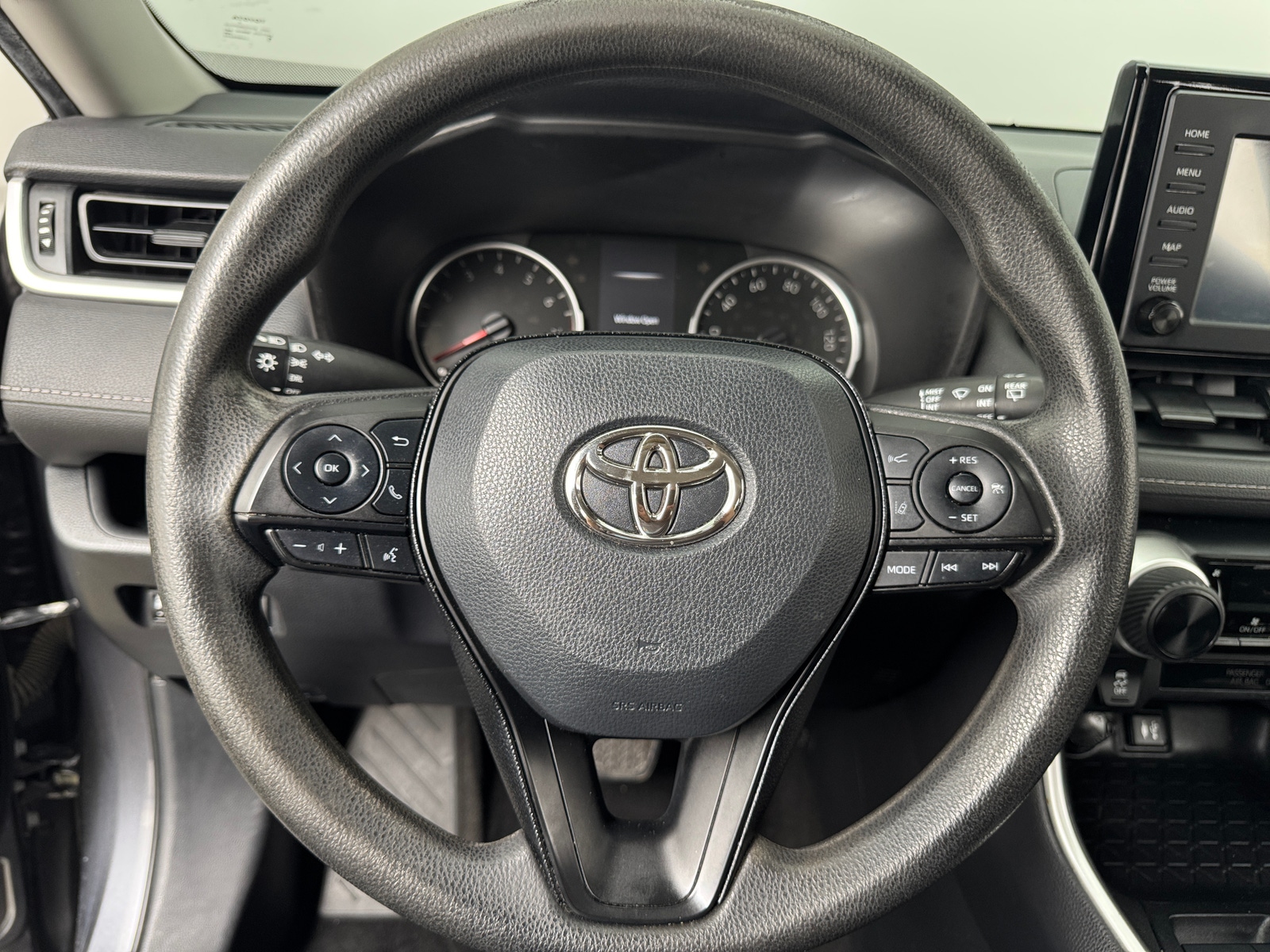 Thumbnail: 2019 Toyota RAV4 - 5