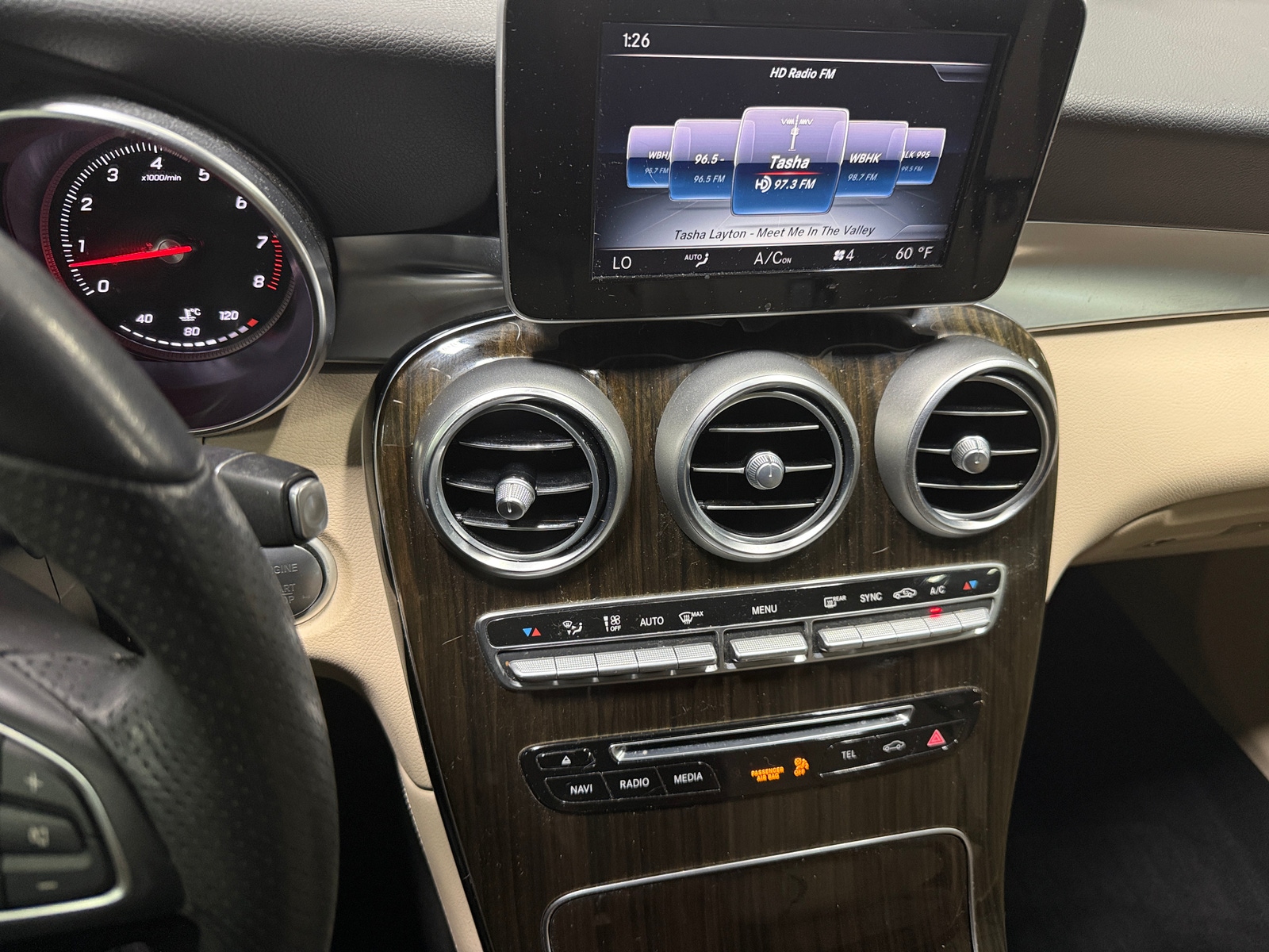 Thumbnail: 2017 Mercedes-Benz GLC - 3