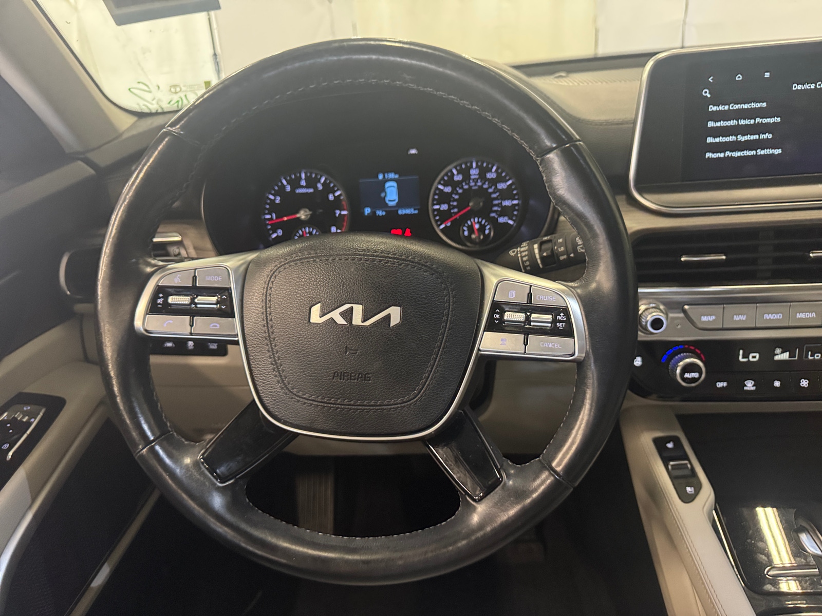 Thumbnail: 2022 Kia Telluride - 4