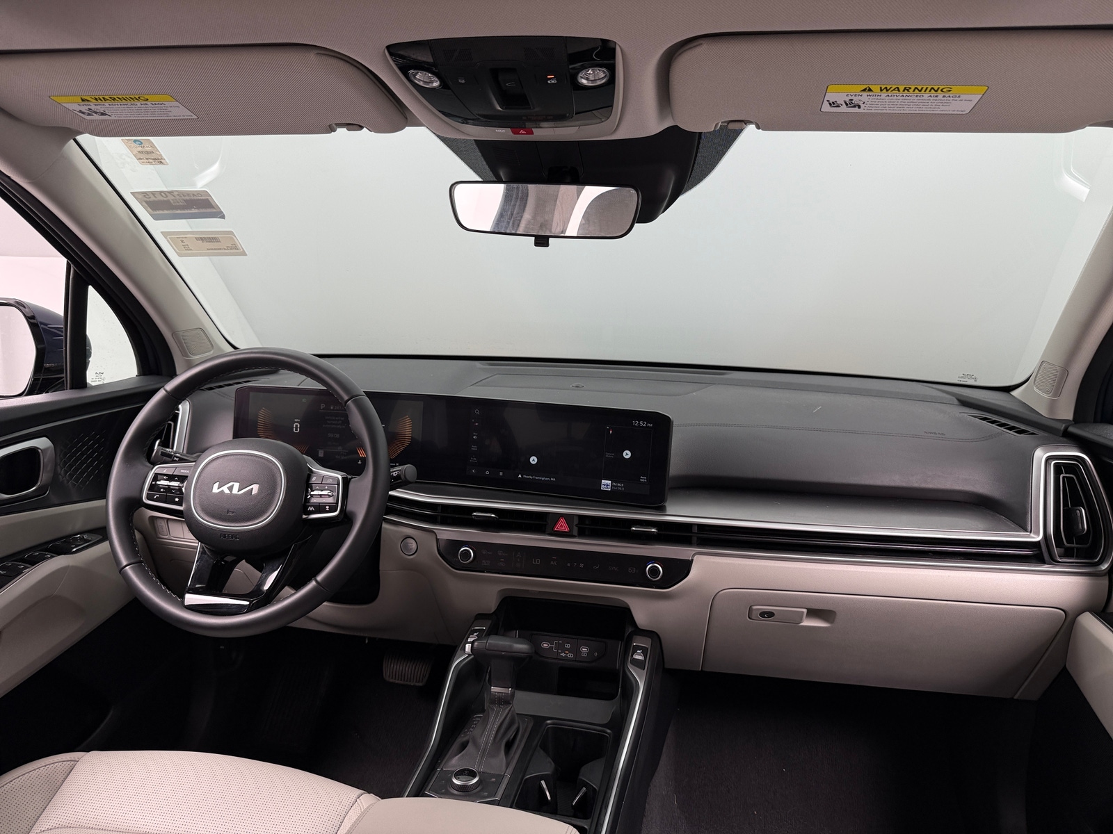 Thumbnail: 2024 Kia Sorento - 2