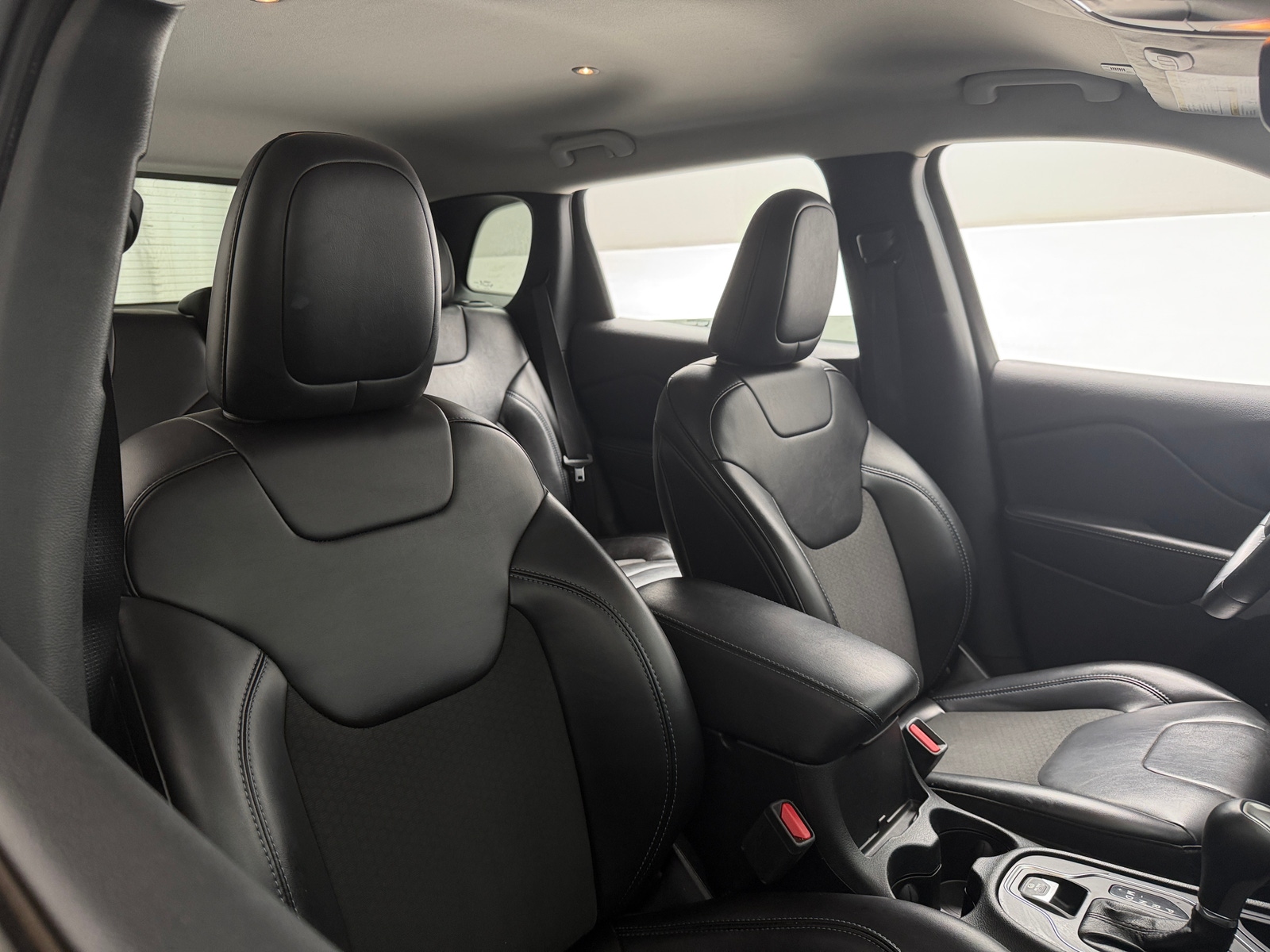 Thumbnail: 2019 Jeep Cherokee - 2