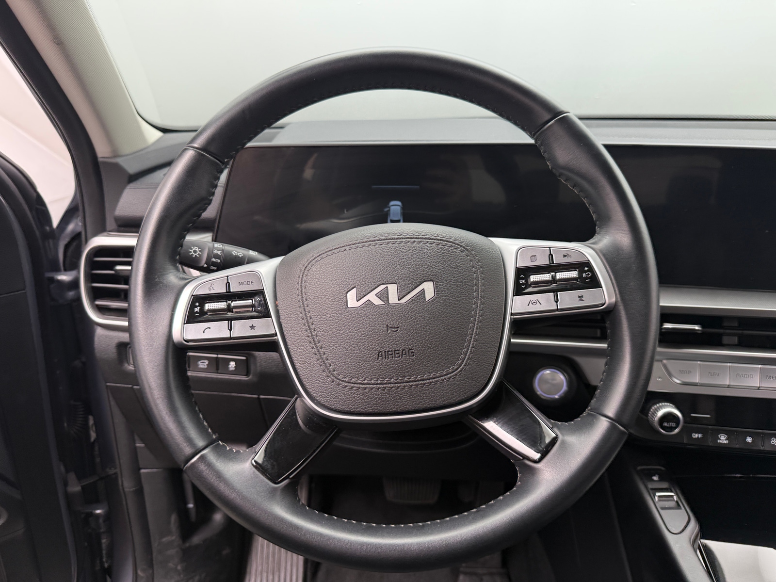 Thumbnail: 2025 Kia Telluride - 4