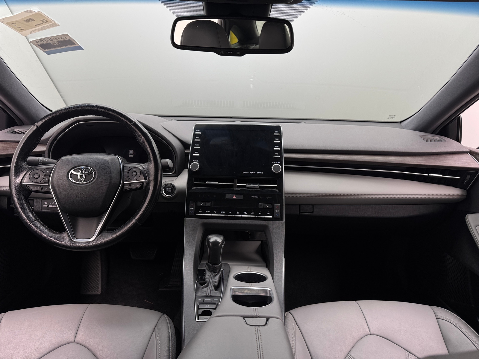 Thumbnail: 2020 Toyota Avalon - 2