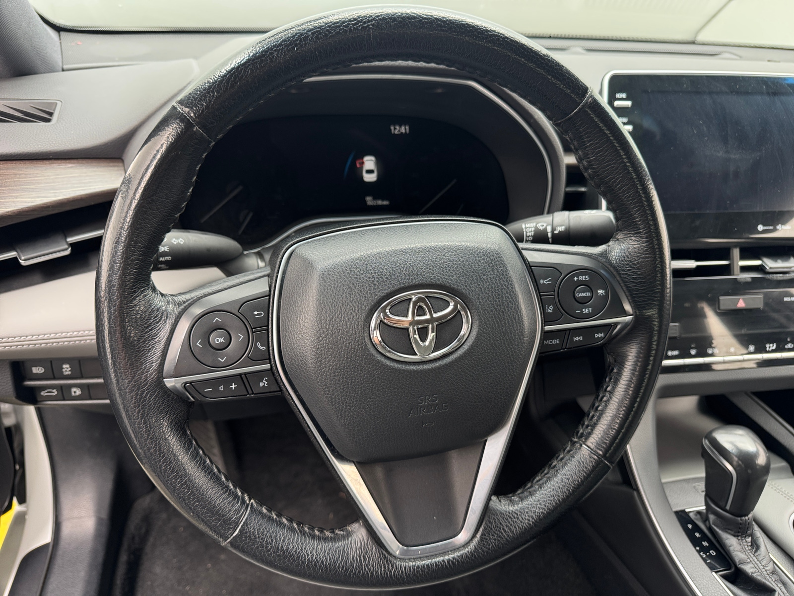 Thumbnail: 2020 Toyota Avalon - 4
