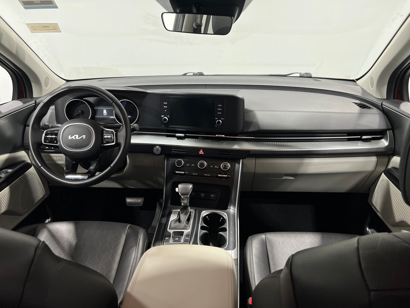 Thumbnail: 2024 Kia Carnival - 2