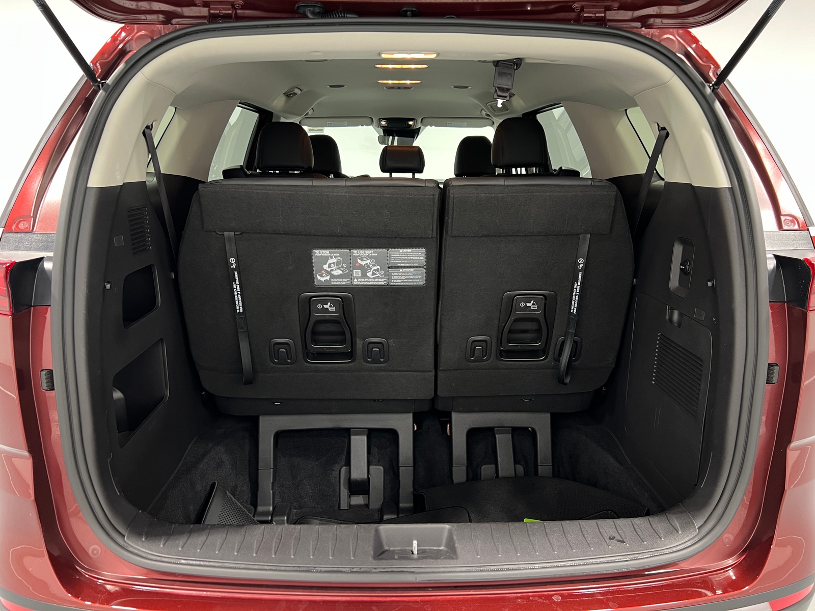 Thumbnail: 2024 Kia Carnival - 6