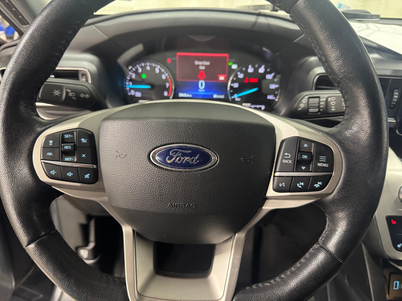 Thumbnail: 2022 Ford Explorer - 4