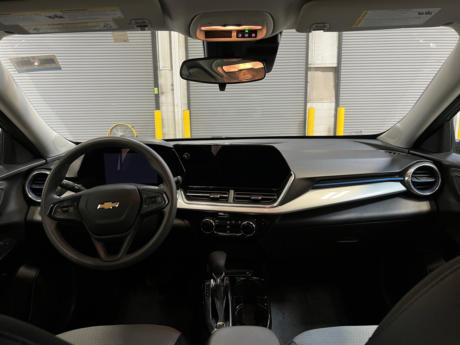 Thumbnail: 2025 Chevrolet Trax - 2