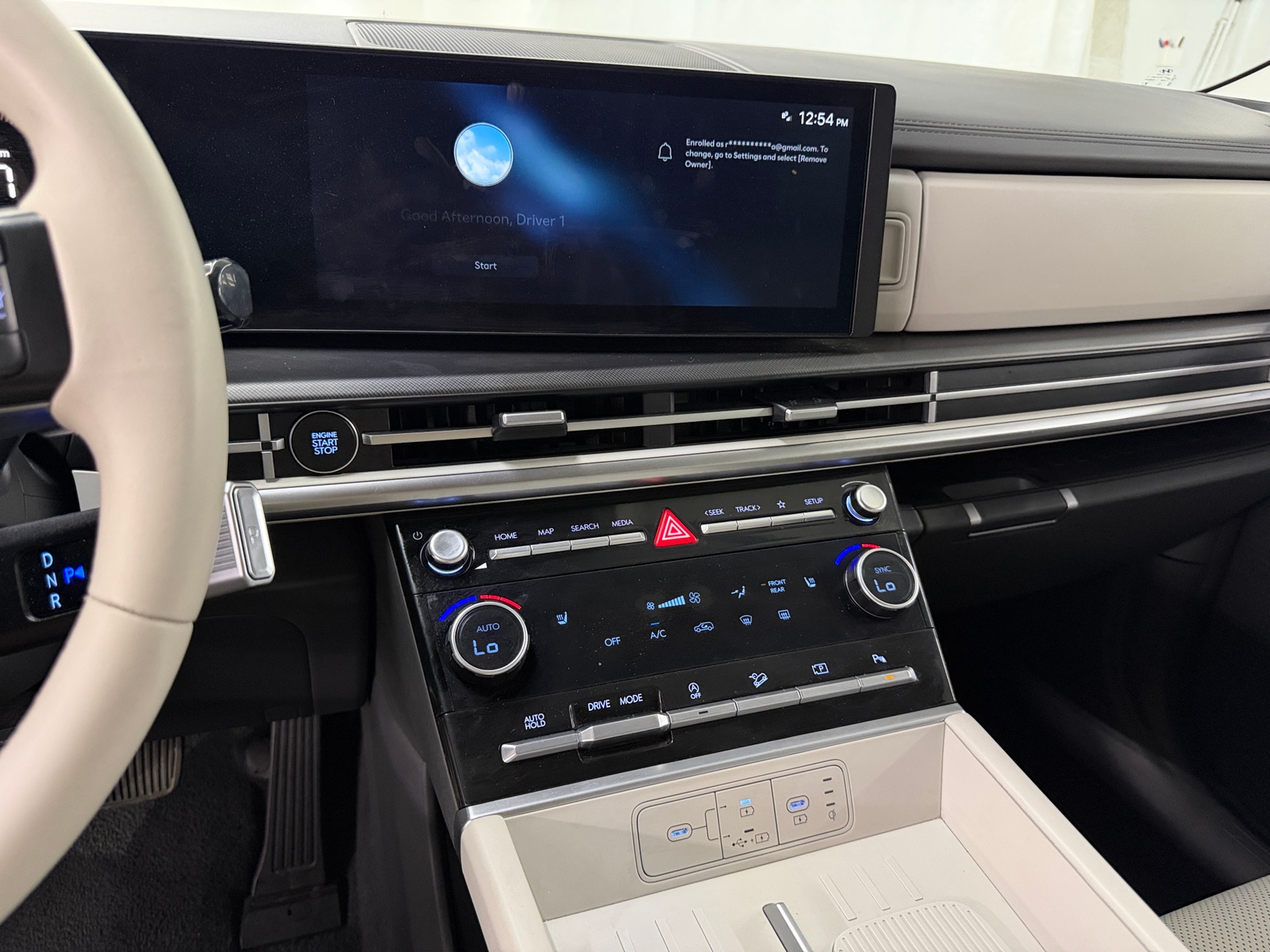 Thumbnail: 2024 Hyundai Santa Fe - 3