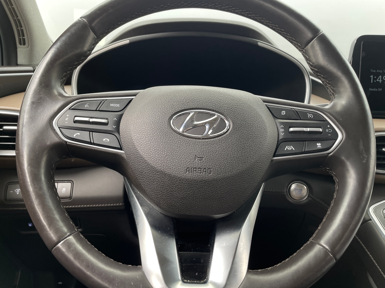 Thumbnail: 2023 Hyundai Santa Fe - 4