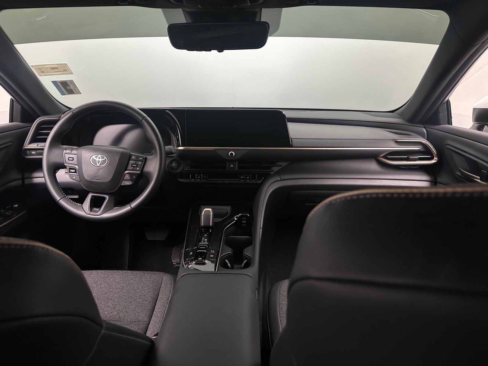 Thumbnail: 2024 Toyota Crown - 2