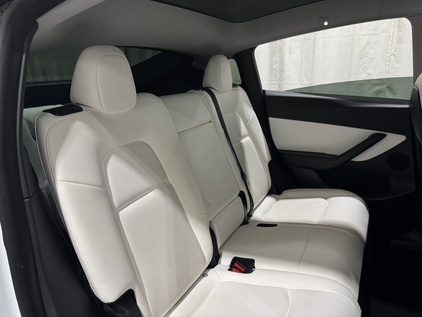 Thumbnail: 2021 Tesla Model Y - 4