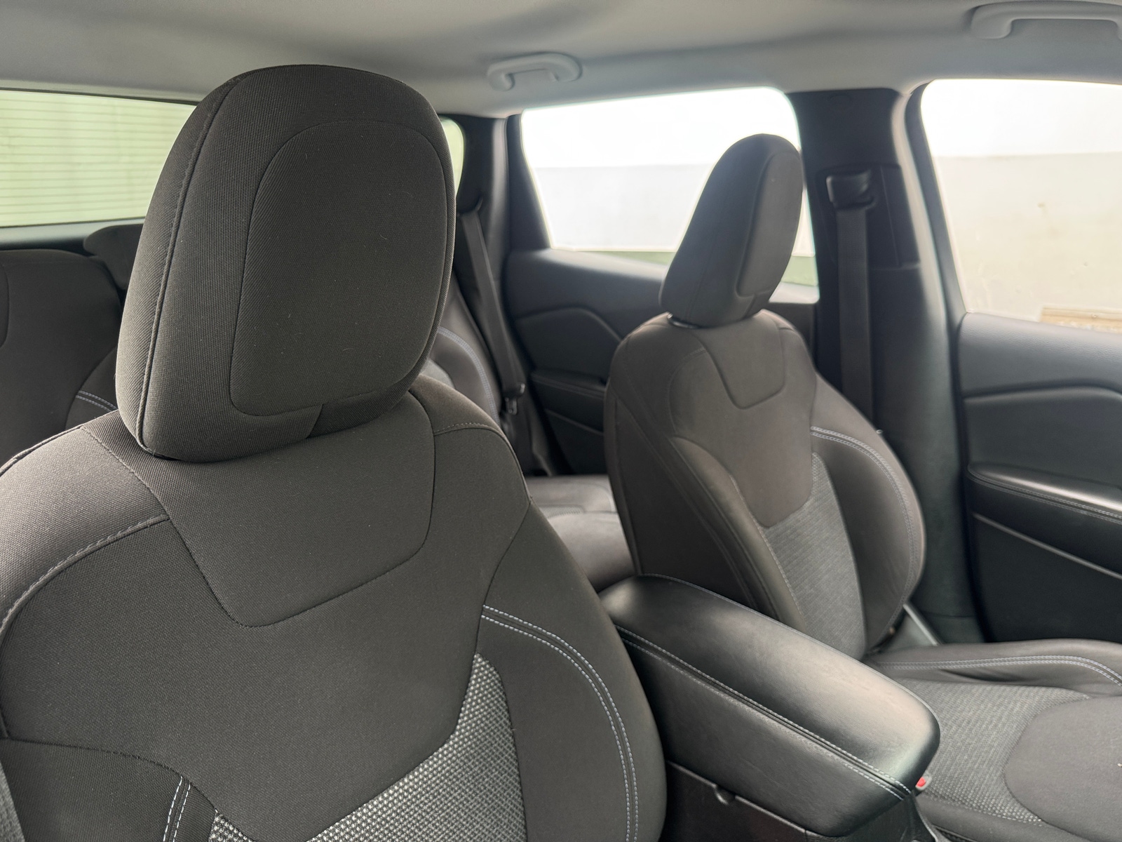 Thumbnail: 2019 Jeep Cherokee - 2