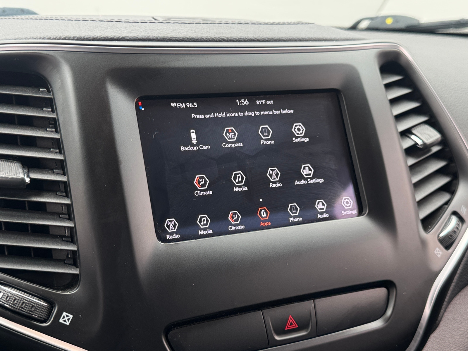 Thumbnail: 2019 Jeep Cherokee - 4