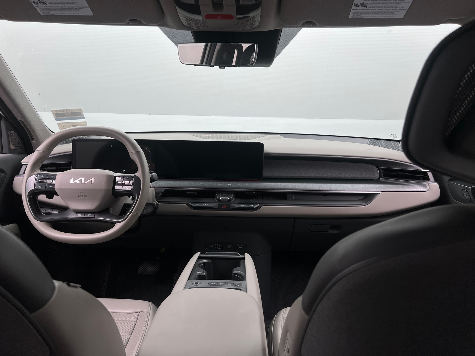 Thumbnail: 2024 Kia EV9 - 2