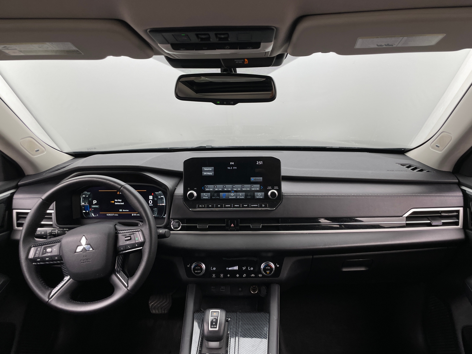 Thumbnail: 2024 Mitsubishi Outlander - 2