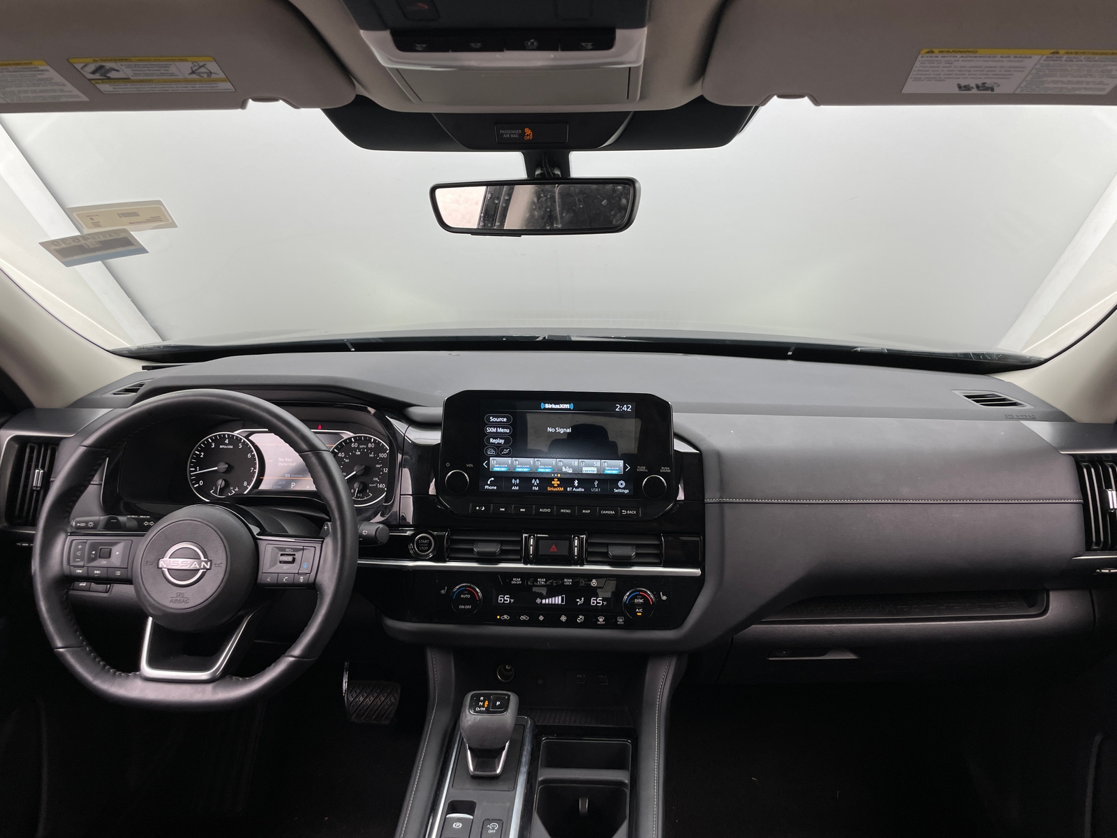 Thumbnail: 2023 Nissan Pathfinder - 2