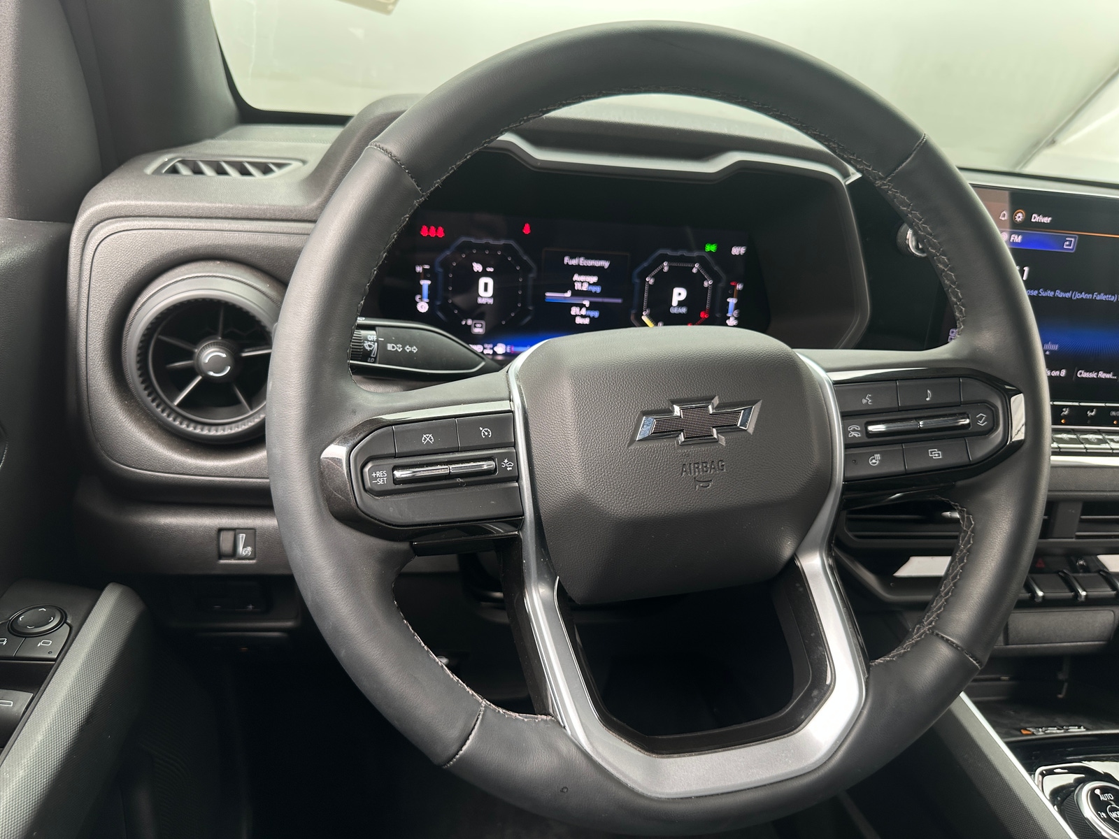 Thumbnail: 2025 Chevrolet Colorado - 4