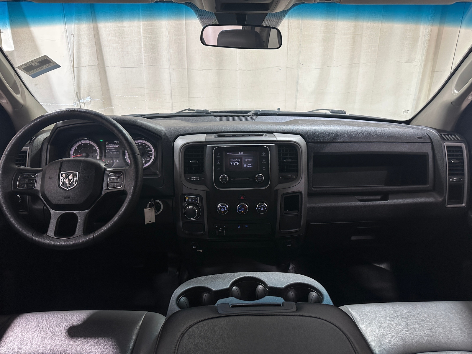 Thumbnail: 2021 RAM 1500 Classic - 3