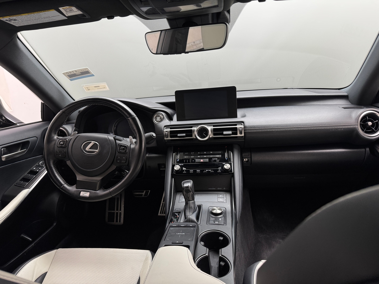 Thumbnail: 2022 Lexus IS - 2