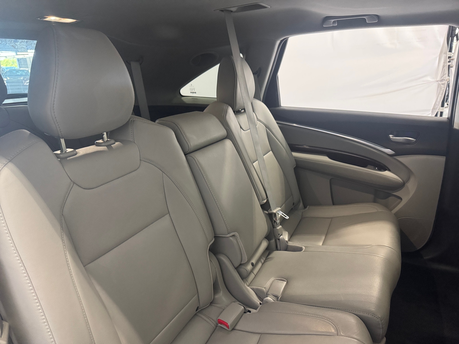 Thumbnail: 2017 Acura MDX - 5