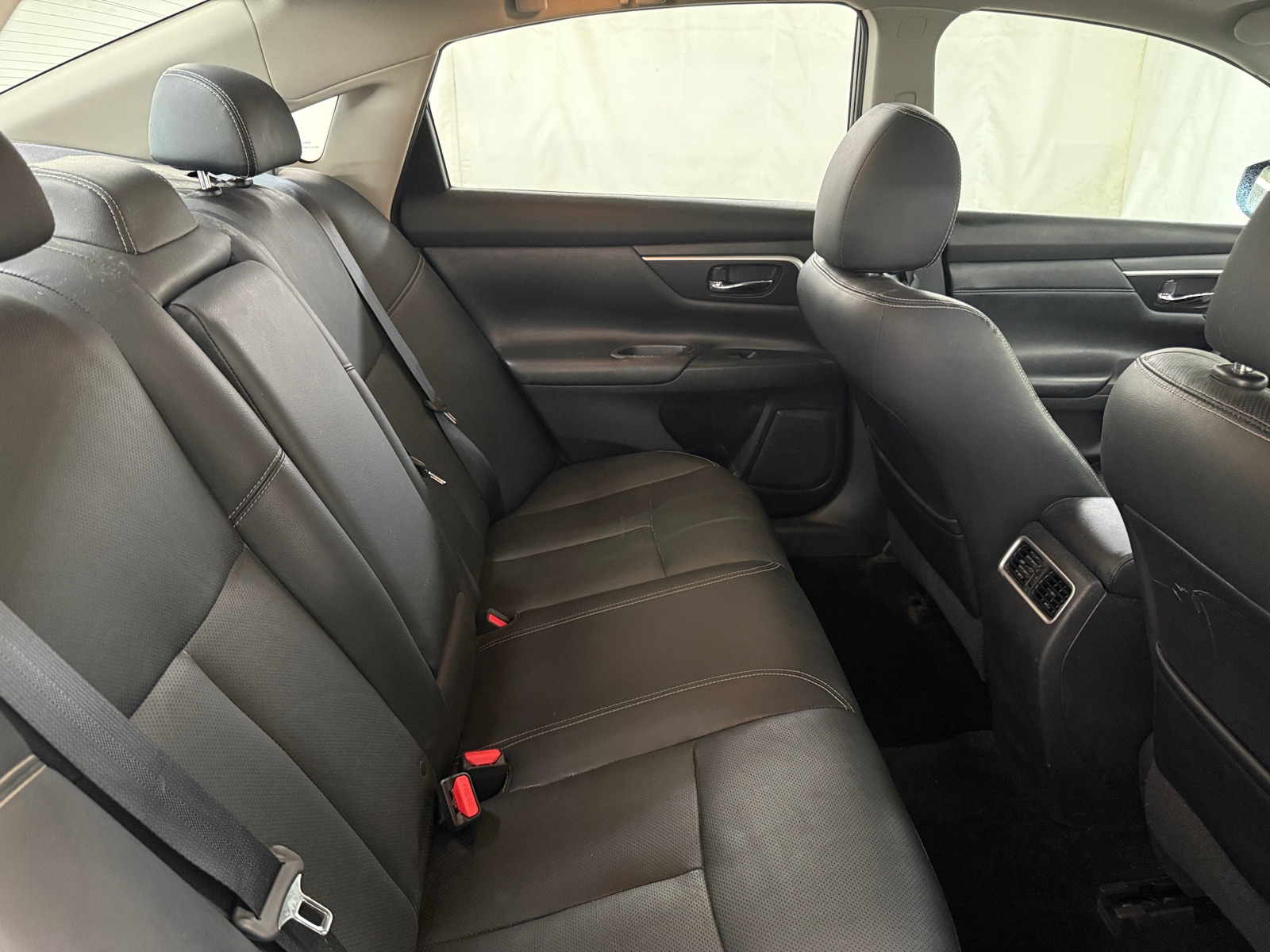 Thumbnail: 2016 Nissan Altima - 5