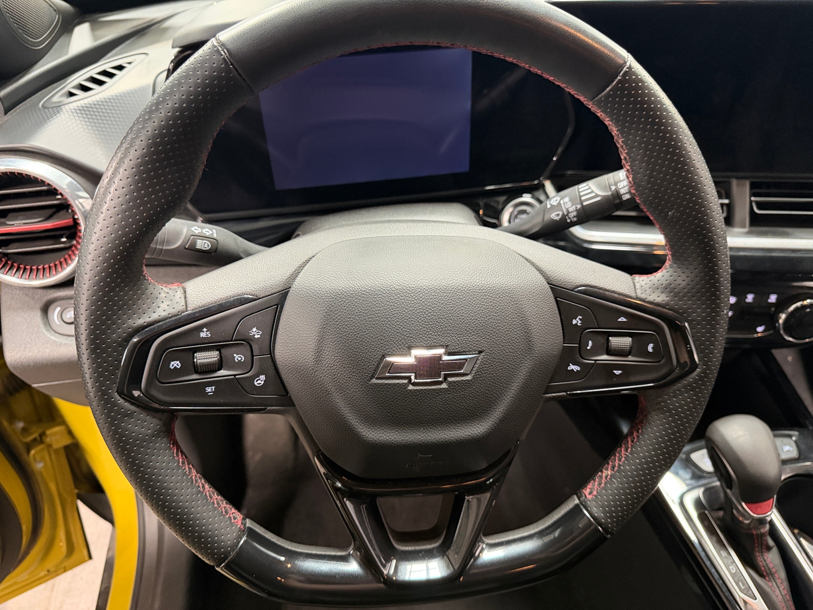 Thumbnail: 2025 Chevrolet Trax - 4