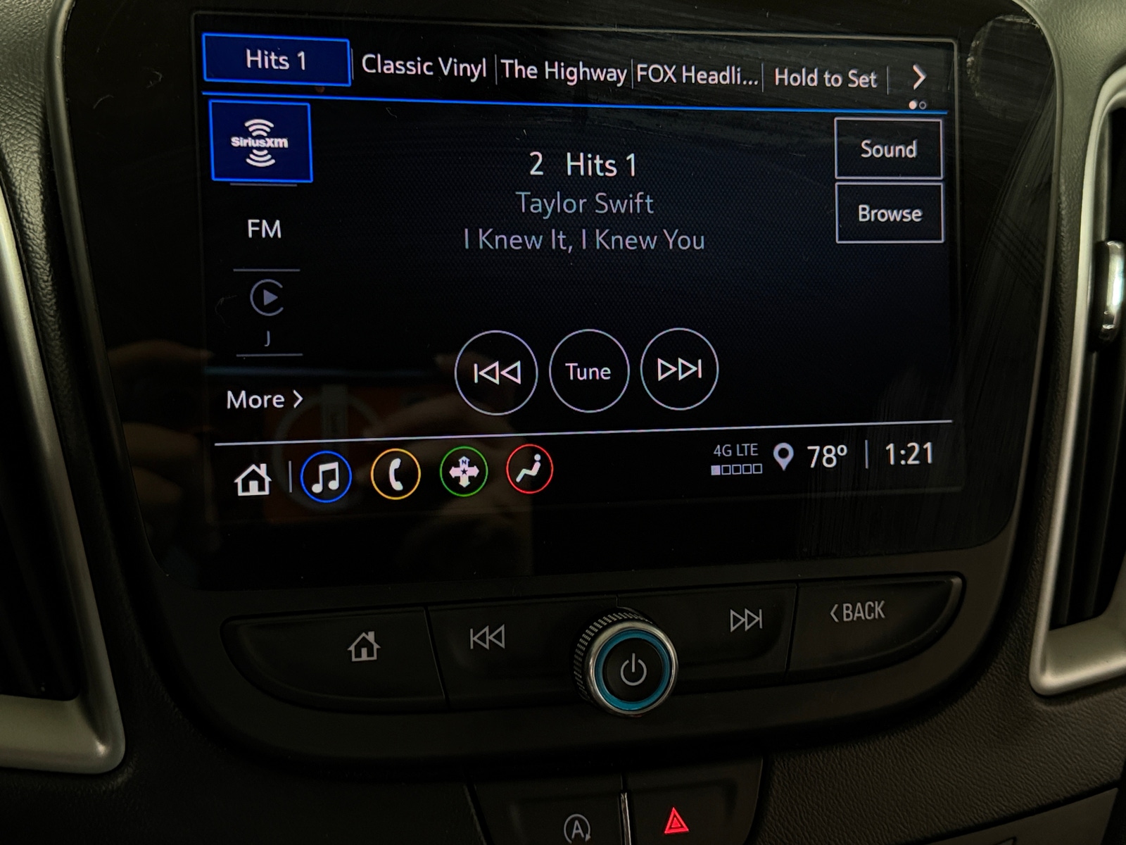 Thumbnail: 2025 Chevrolet Malibu - 4