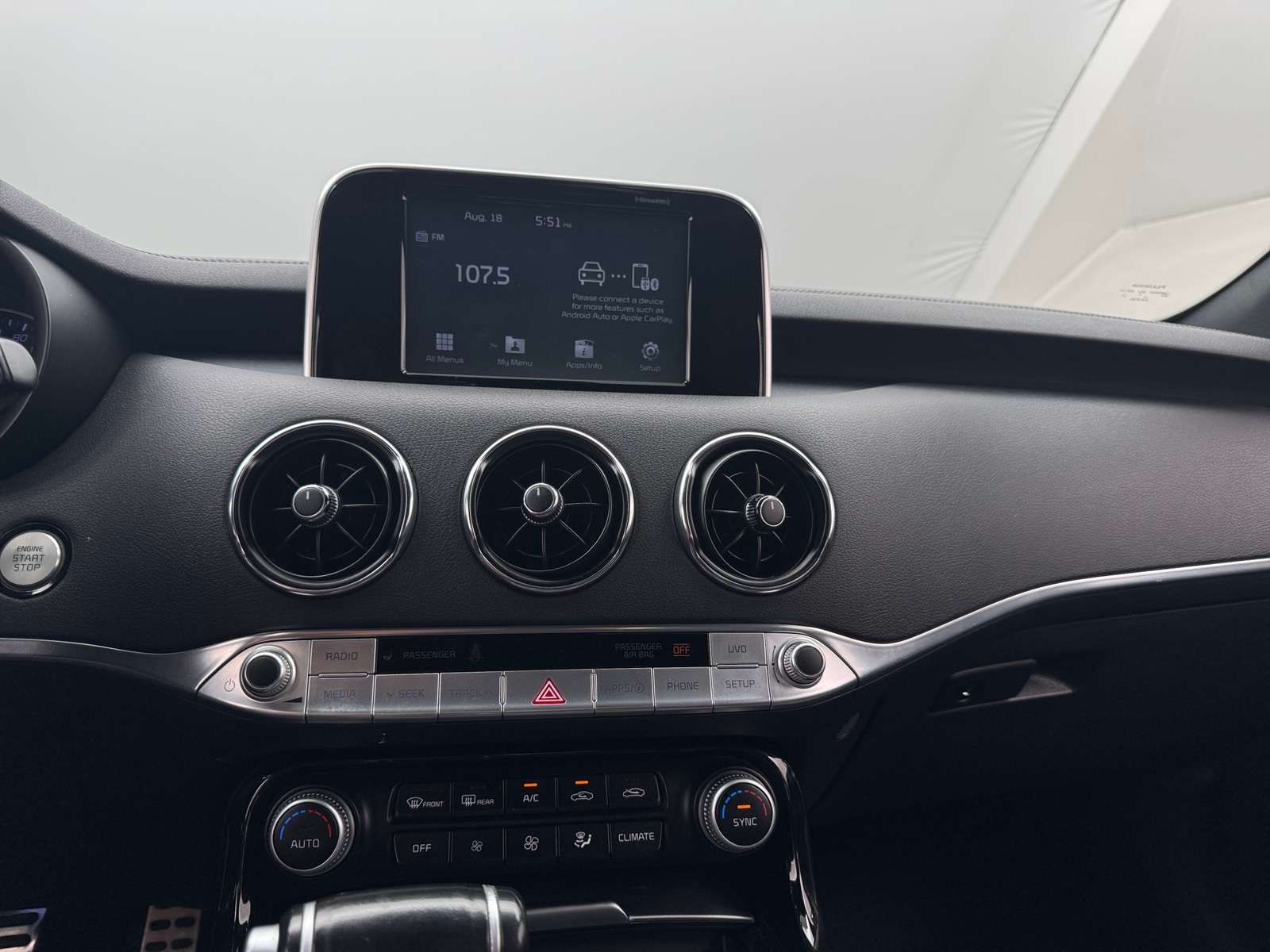 Thumbnail: 2019 Kia Stinger - 3
