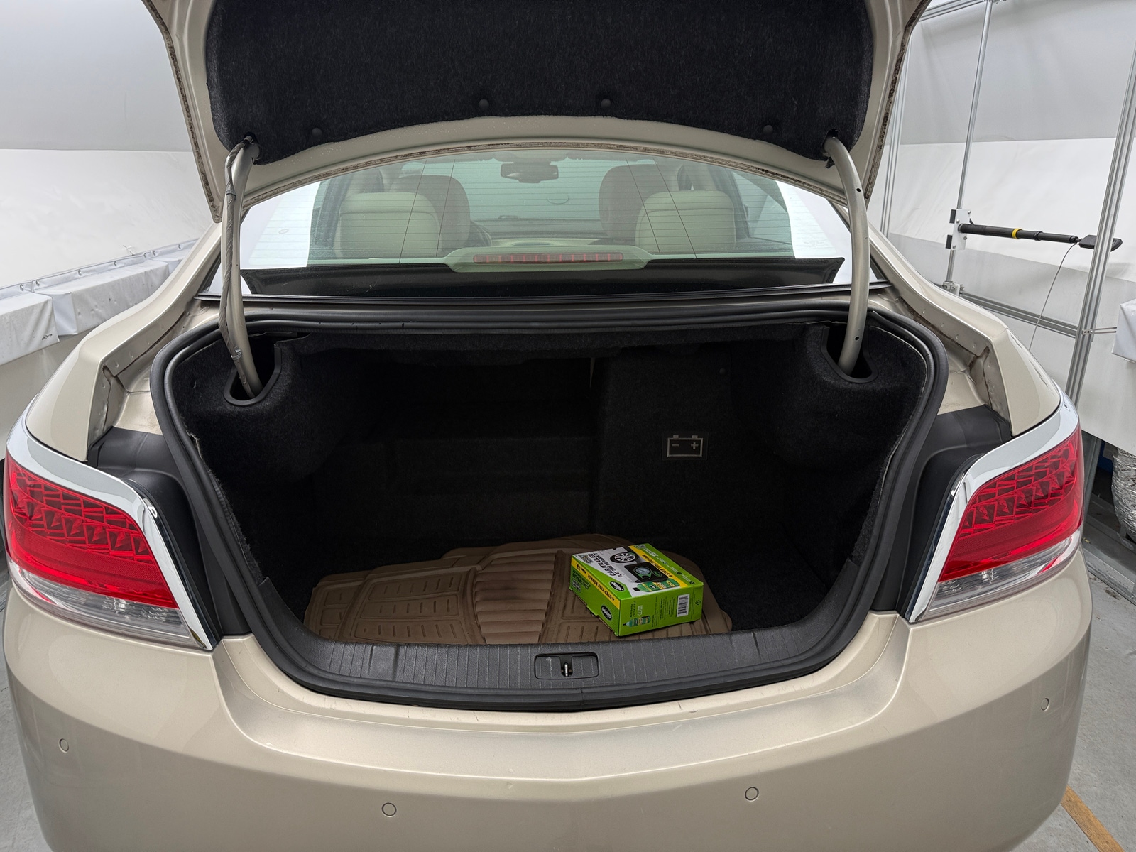 Thumbnail: 2012 Buick LaCrosse - 6