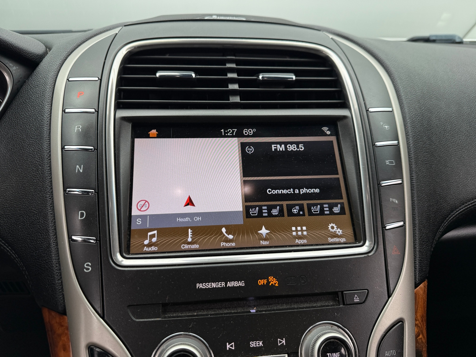 Thumbnail: 2017 Lincoln MKX - 3
